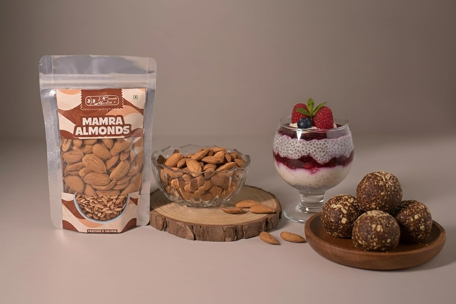 J J CRUNCH N MUNCH Mamra Almonds, Premium & Natural (100 Gram)
