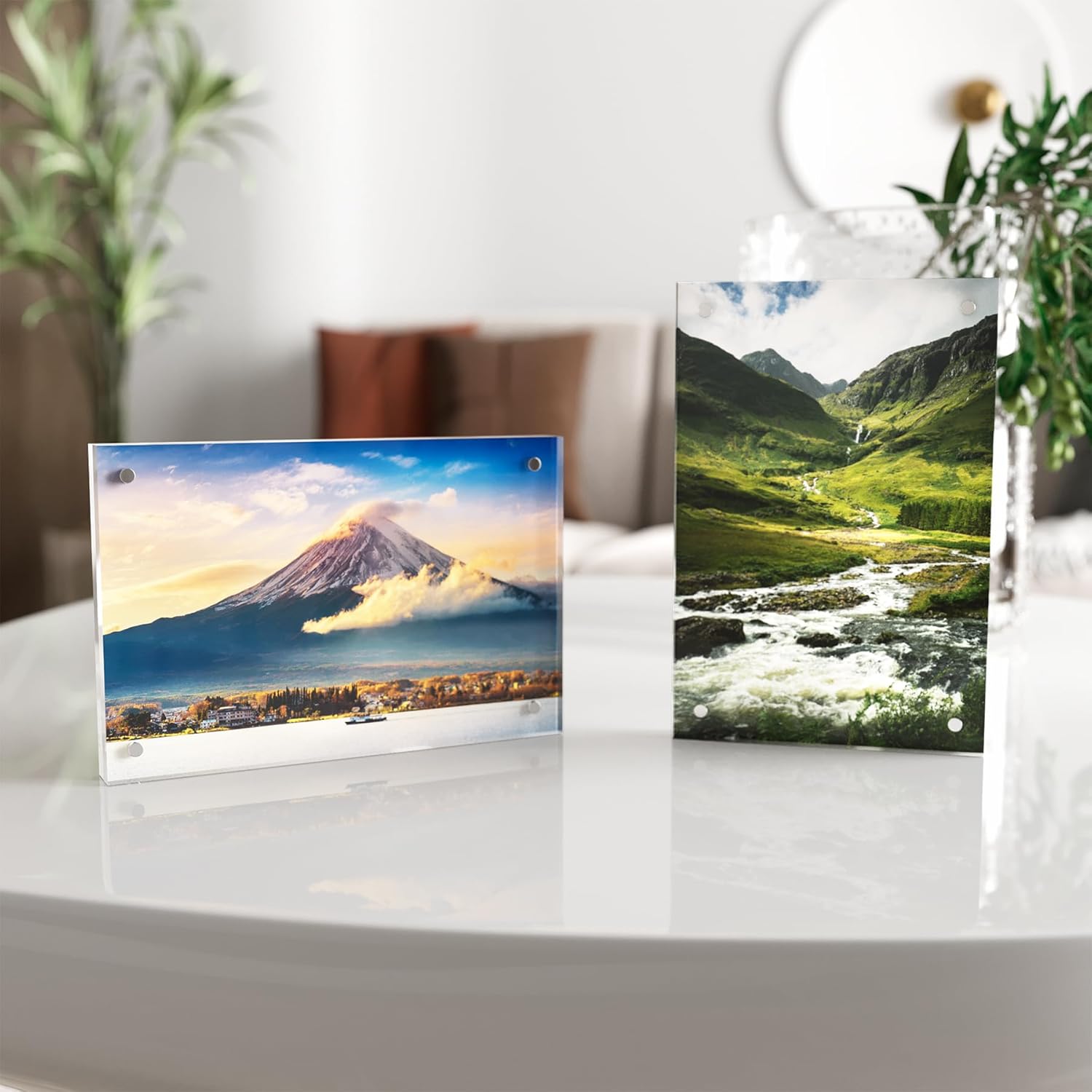 Neatsure 4x6 Acrylic Picture Frame 5 Pack, Clear Freestanding Double Sided Frameless Magnetic Photo Frames, Desktop Display Decor Gift