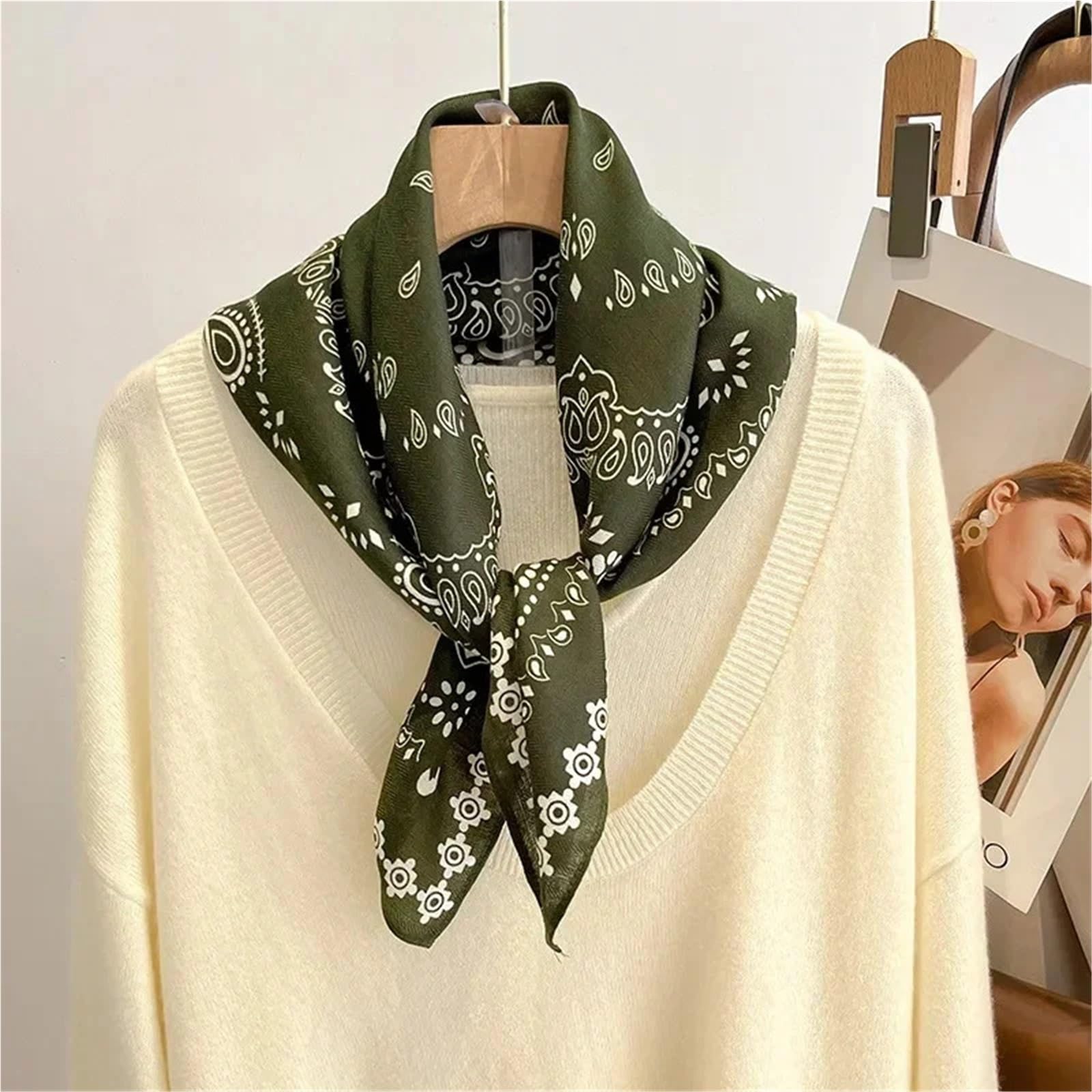 Bufanda de Seda for Mujer Primavera/Verano 70 cm Bufanda Cuadrada Estampada Pañuelo de Seda de imitación Transpirable for Mujer