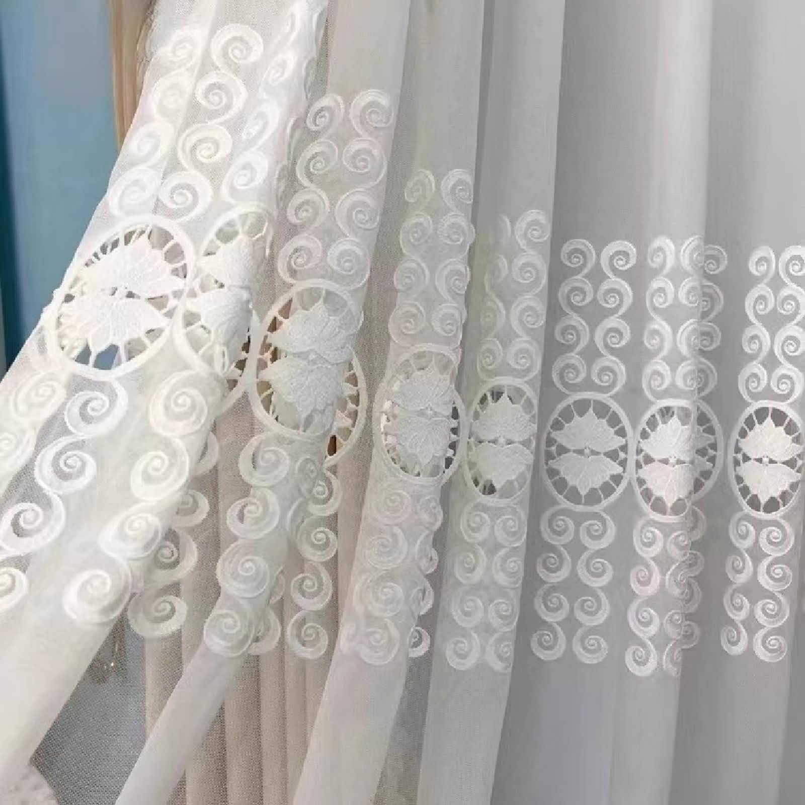 KnSam Rideau Voilage Blanc, 2 Pièces, Rideaux Chambre Salon Broderie, Dentelle à Crochets, 102x183cm x 1pcs