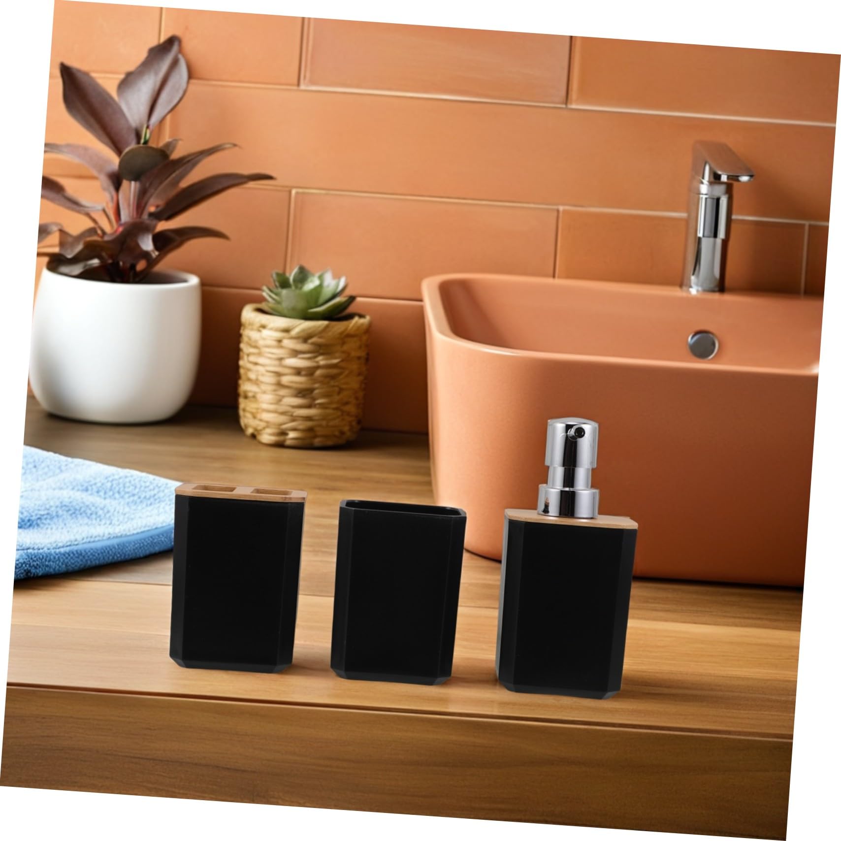Garneck Accessori da Bagno in Bambù e Plastica Set Completo Portaspazzolino Dispenser di Sapone e Bicchiere per Lavaggio per Uso Domestico o Alberghiero