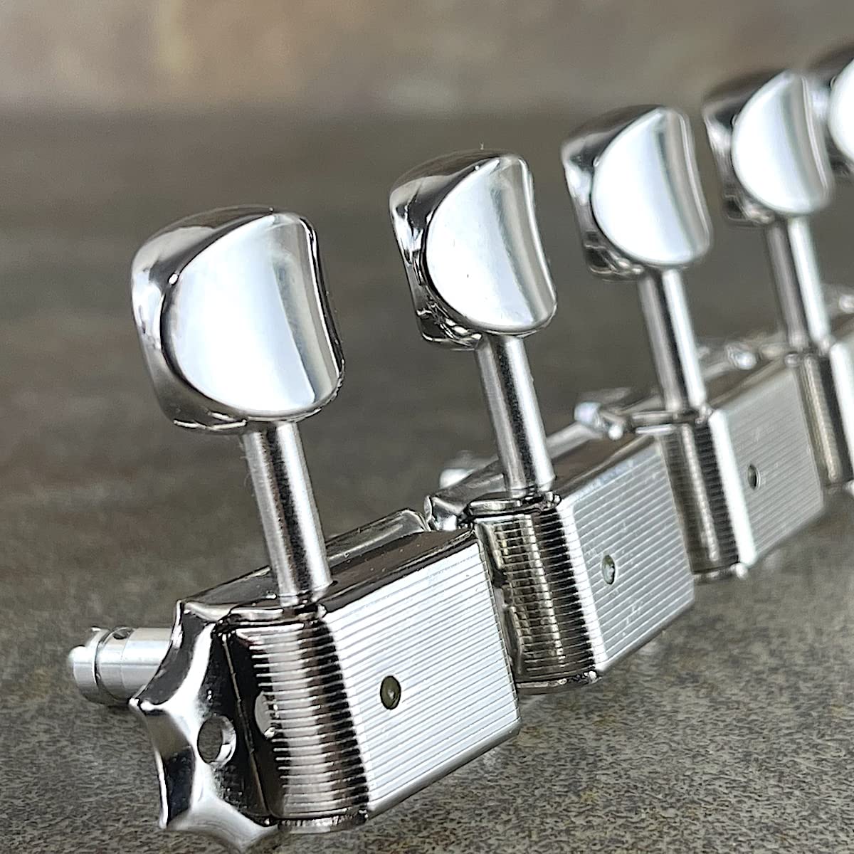 Gotoh Locking Tuners SD91-MG 6 In-Line Vintage Style Tuning Pegs Electric and Acoustic Guitar Machine Heads Nickel product thumbnail 7