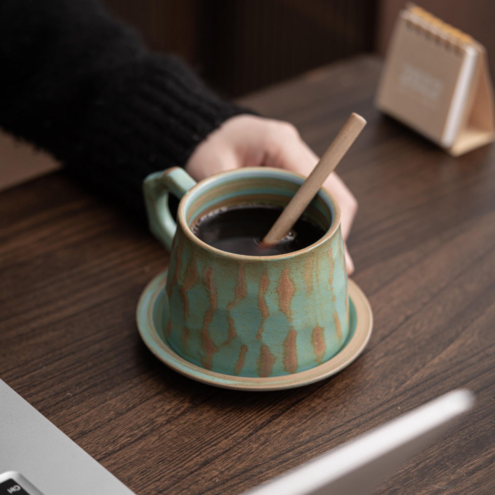 Juego de Taza y platillo de cerámica de 310 ml - Taza de té de cerámica rústica, Estilo Vintage, Textura de gres Hecha a Mano, diseño esmaltado único (Blanco Degradado)