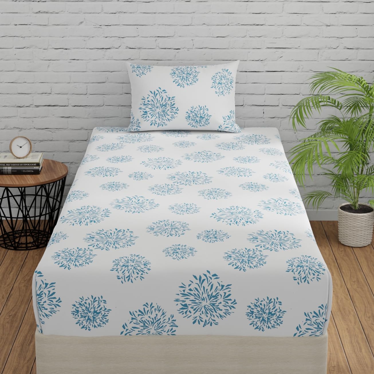Huesland by Ahmedabad Cotton 144 TC Cotton Single Bedsheets with Pillow Cover - White (Blue Print)