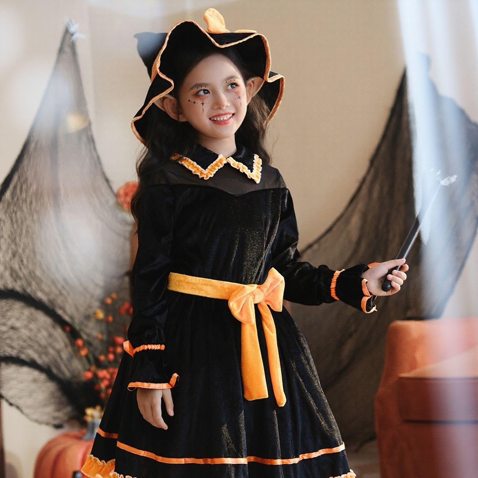 Costume di Halloween per bambini, set da strega, per cosplay, 6-16 anni | Set di quattro pezzi con vestito, cappello, mantello e scopa, finiture in pizzo, per carnevale e spettacoli scolastici