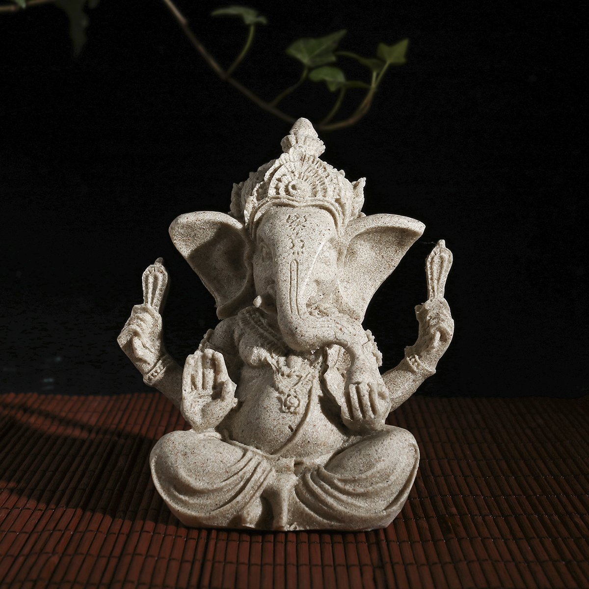 Statua di Ganesh fatta a mano