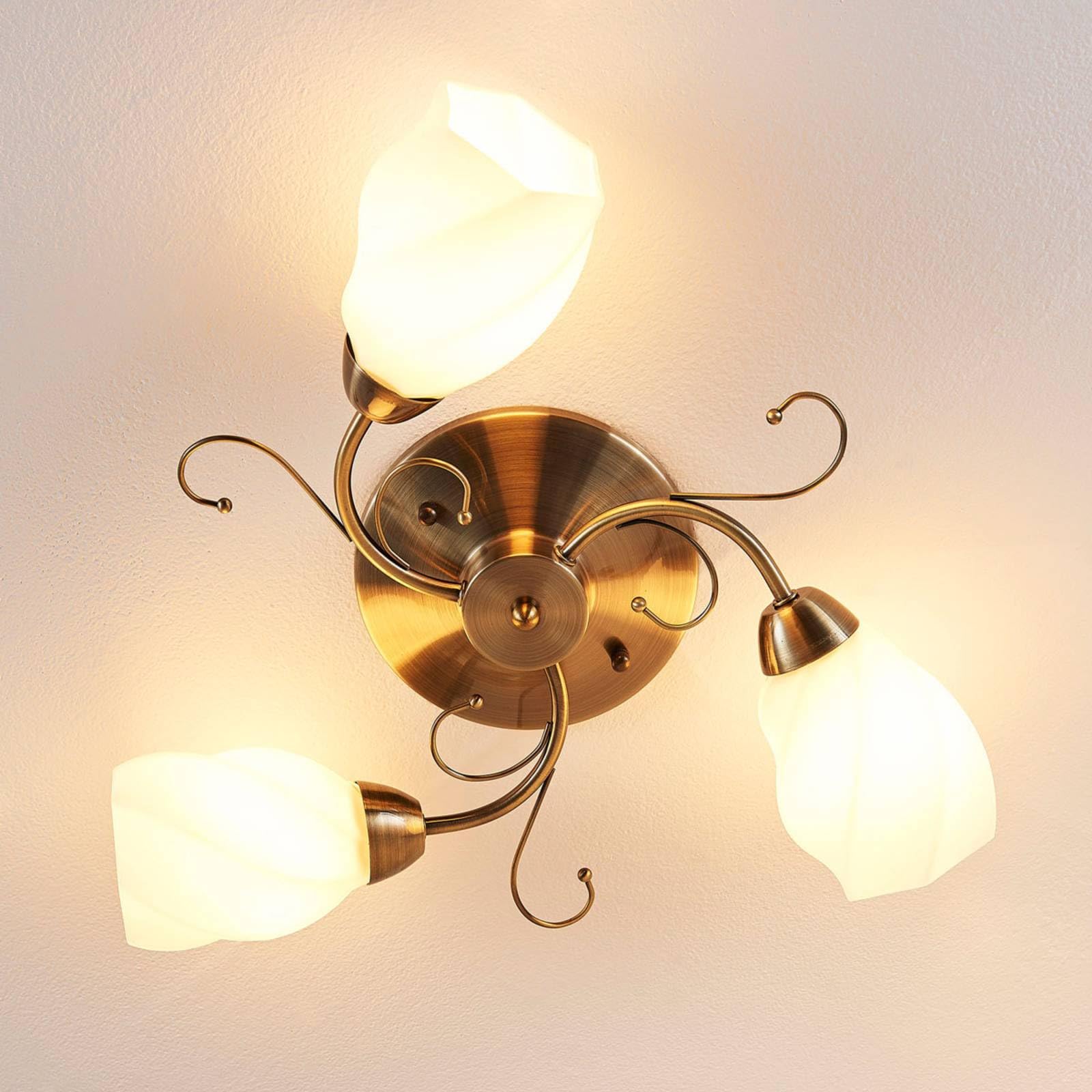 Lindby lámpara de techo en blanco, latón antiguo, plafón | lámpara de salón, e14, 3 bombillas, clásico, de vidrio para sala de estar, salón, dormitorio, pasillo, comedor