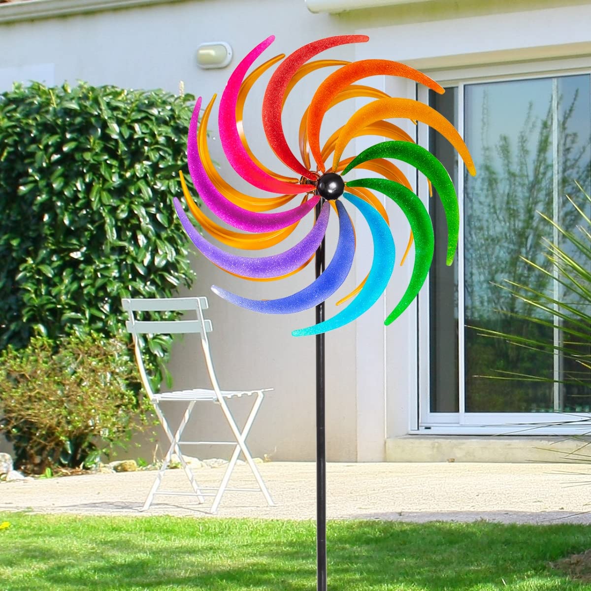 CIM Metalowy wiatrak XL – Kinetic Spinner 60 cm – koło sierpowe – wymiary: Ø 60 cm wysokość całkowita: 195 cm – odporna na warunki atmosferyczne – malowana proszkowo – wyjątkowa dekoracja ogrodowa