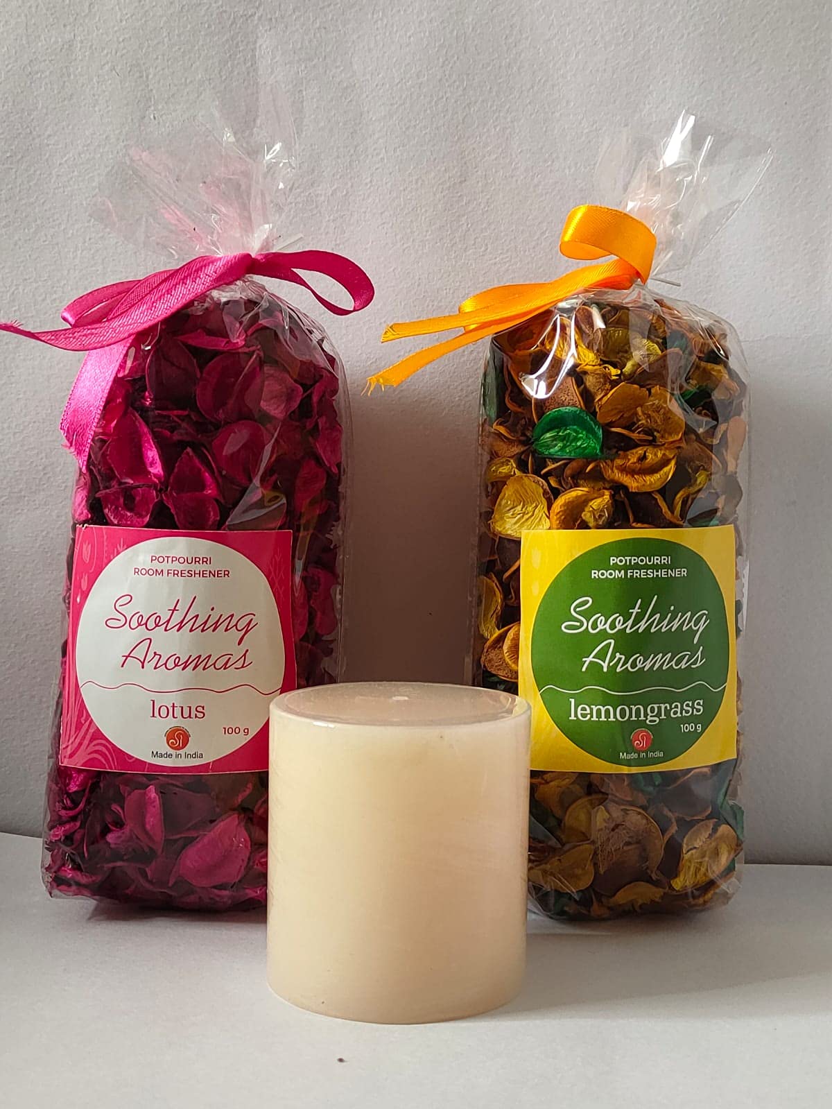 Sunrise Incense Scented (Lemongrass and Lotus) Potpourri Dry Flowers Aroma Pack with one Scented Pillar Candle of Size 2.75x3 inch (SI20214)