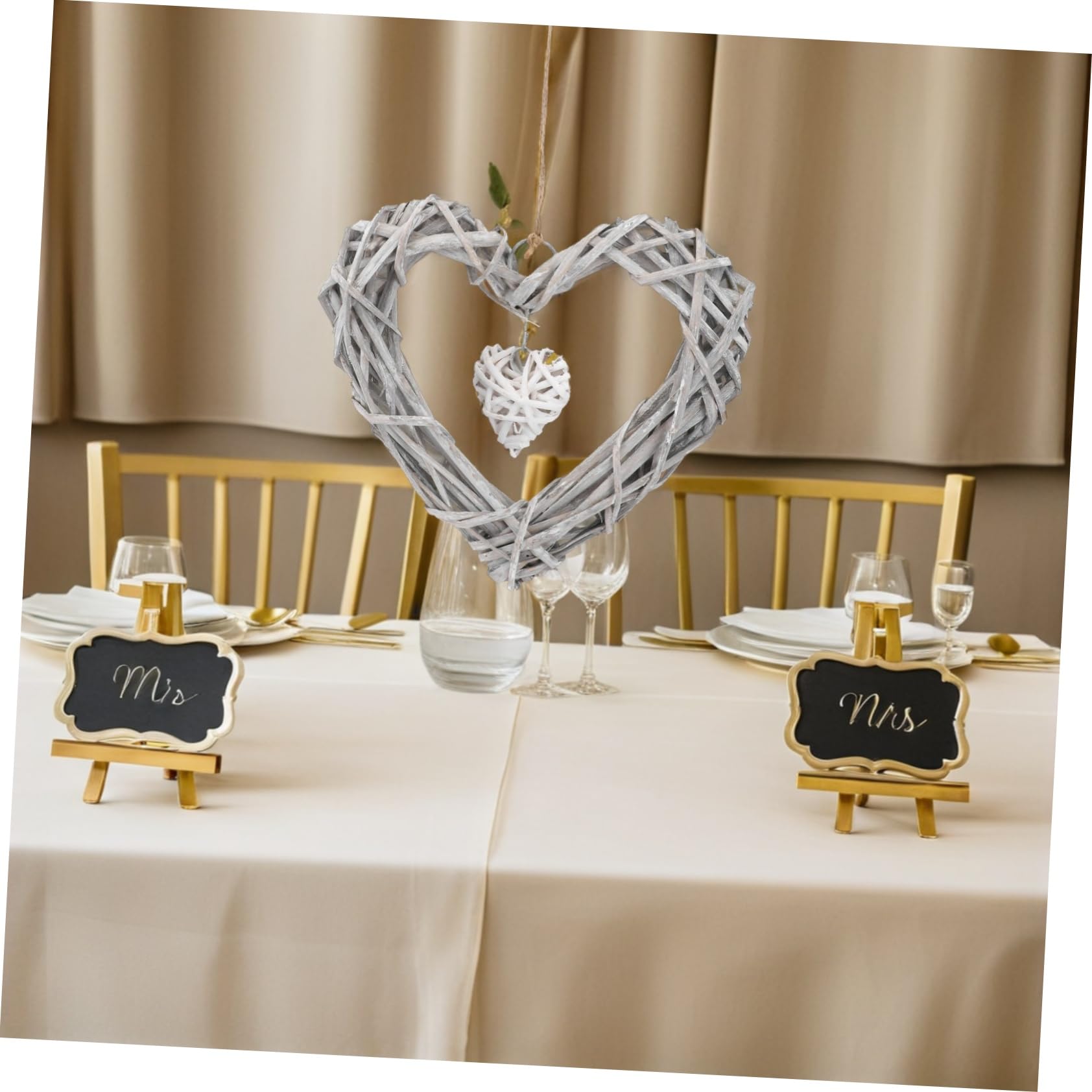 TOPBATHY 4stücke Herzkranz Aus Rattan Und Spitzengewebe Wandkranz Für Hochzeit Party Schlafzimmer Und Event-Dekoration Leicht Aufhängbar Elegant Und Langlebig