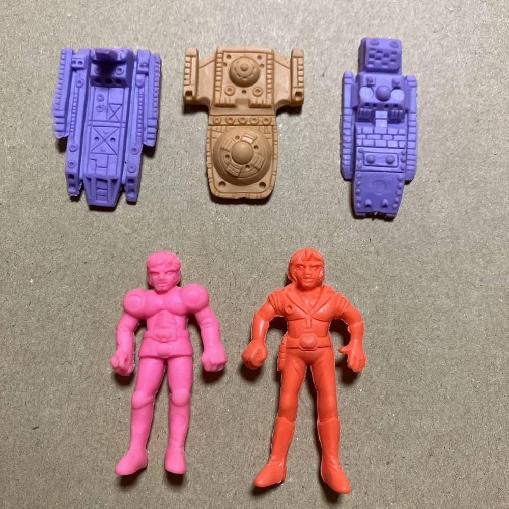 昭和レトロ 消しゴム フィギュア 大量セット 昭和レトロ 機動戦士ガンダム 消しゴム 25体セット 当時物 ガン