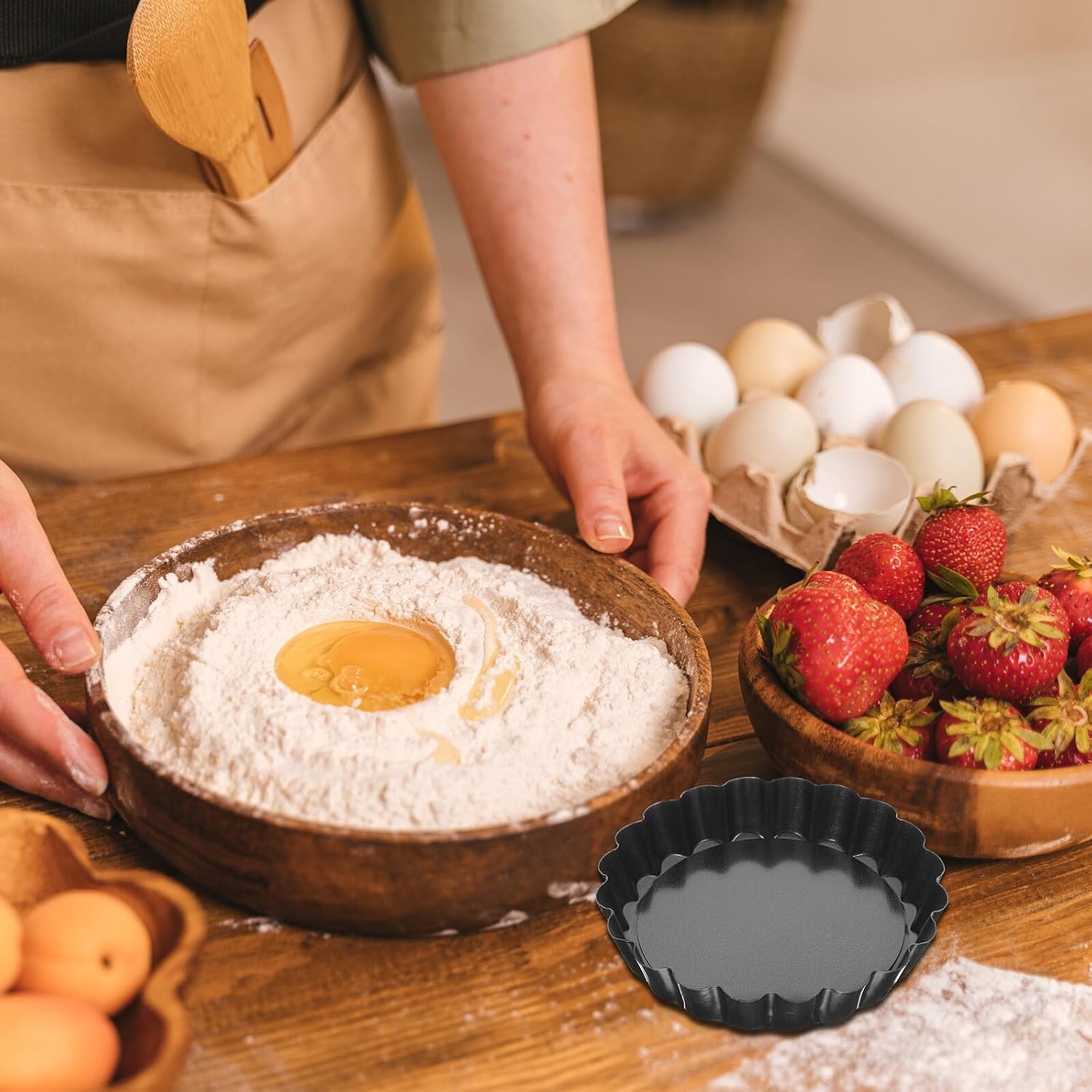8pcs Pans Carbon Steel Tart with Removable Bottom Non-stick Mini Baking Pans for Egg Tarts Quiches Desserts Tins