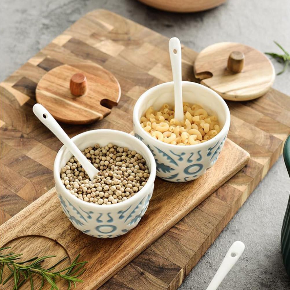 Cabilock 1 Lot de Pot à sel en céramique avec cuillère et Couvercle, récipient à épices, boîte à Sucre, Pot à sel, boîte en céramique pour la Cuisine, la Maison
