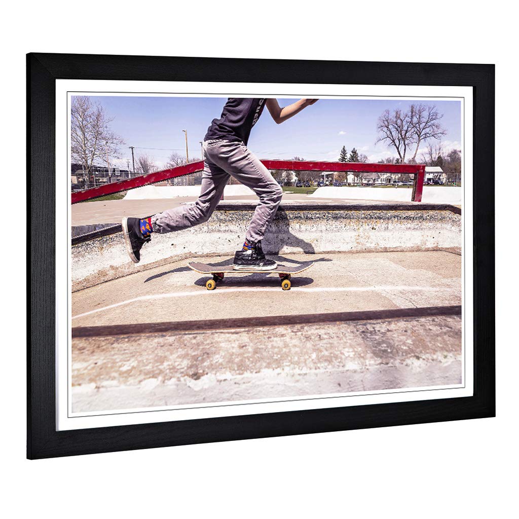 Big Box Art Framed Print Skateboarding Skate Park (1) Design | Wall Art Picture | Home Decor for Kitchen, Living Room, Bedroom, Hallway, Black, A2 / 24.5x18 Inch / 62x45cm