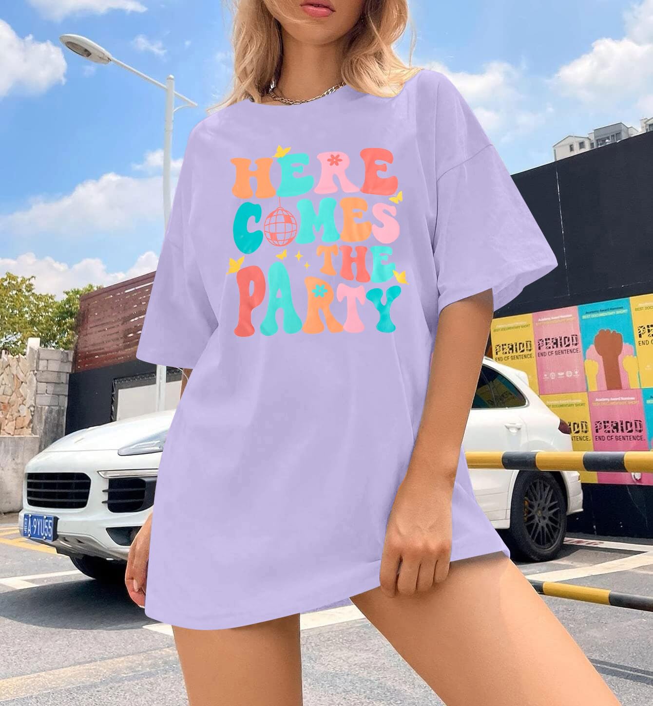 Camiseta de Despedida de Soltera para Mujer, Camiseta de Novia con Texto en inglés Here Comes Girl, Camiseta de Fiesta, Camisa de Novia, Camisa Informal de Manga Corta de Gran tamaño, Púrpura, S