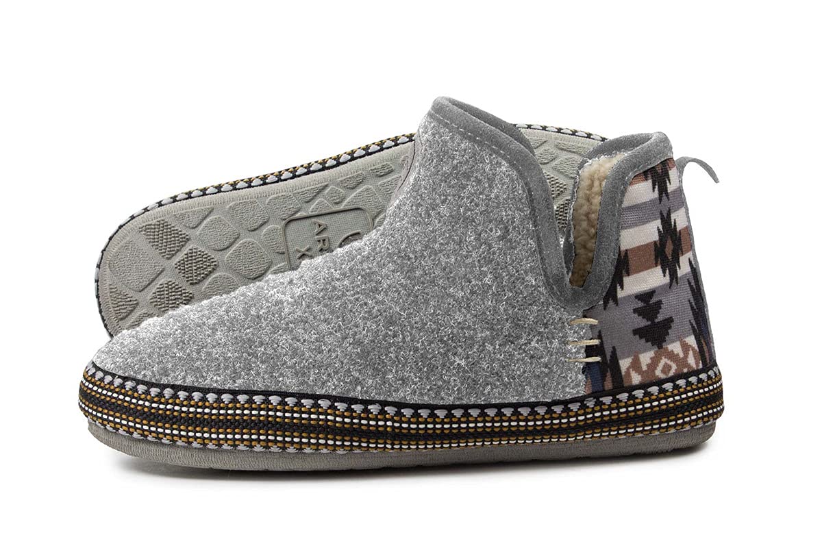 ARIATwomens Warm Soft Acrylic/Wool Blend Upper Indoor/Outdoor Rubber Bottom Bootie Slippers