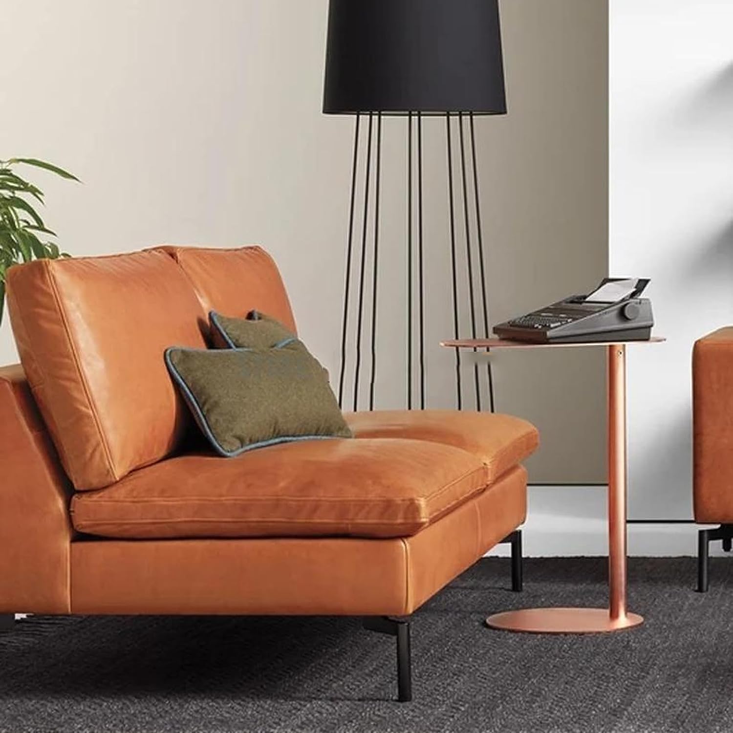 Metal End Table Creative C Shape Side Table Simple Bedside Table Sofa Bedroom Office Coffee Table Outdoor Indoor Center Table