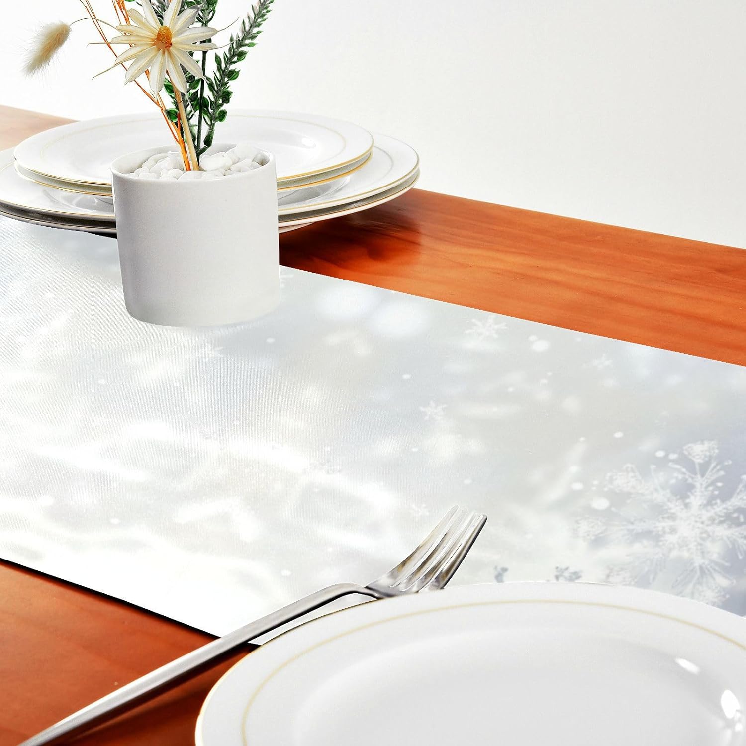 Christmas Table Runner, Silver Background Snowflakes B Table Cloth Runners 108 Inches Long Fabric Runner for Kitchen Dining Table Decor