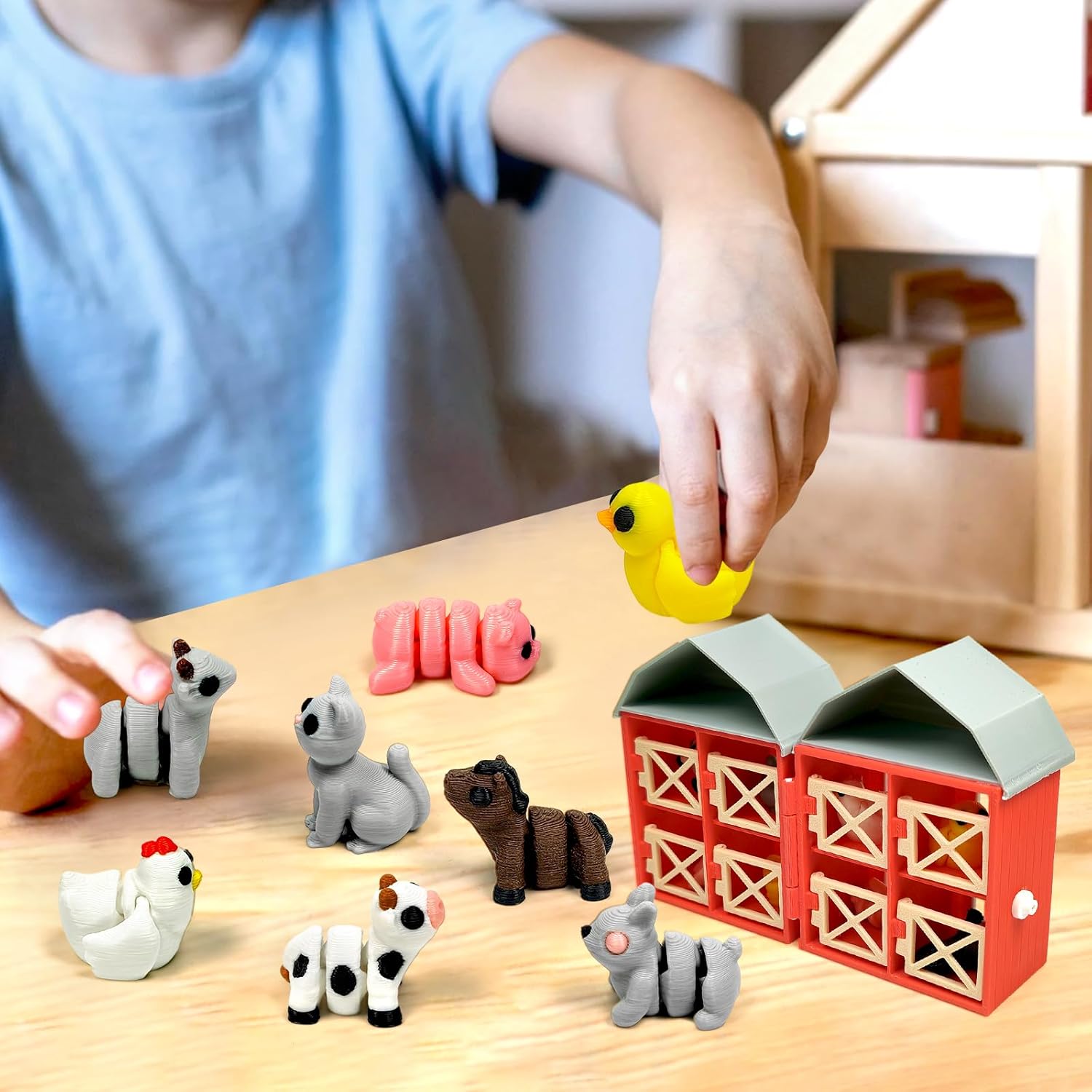 17 Pcs Mini 3D Printed Animal Figurines Set with Red Barn, Flexible Articulated Fidget Toys, Pocket Fidget Toys Bulk, Cute Desk Decor, Party Favors, Classroom Rewards, New Year, Birthday Gifts