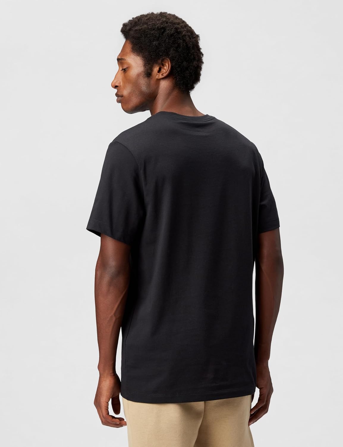 Nike Men's Sportswear Club T-Shirt - Image 3