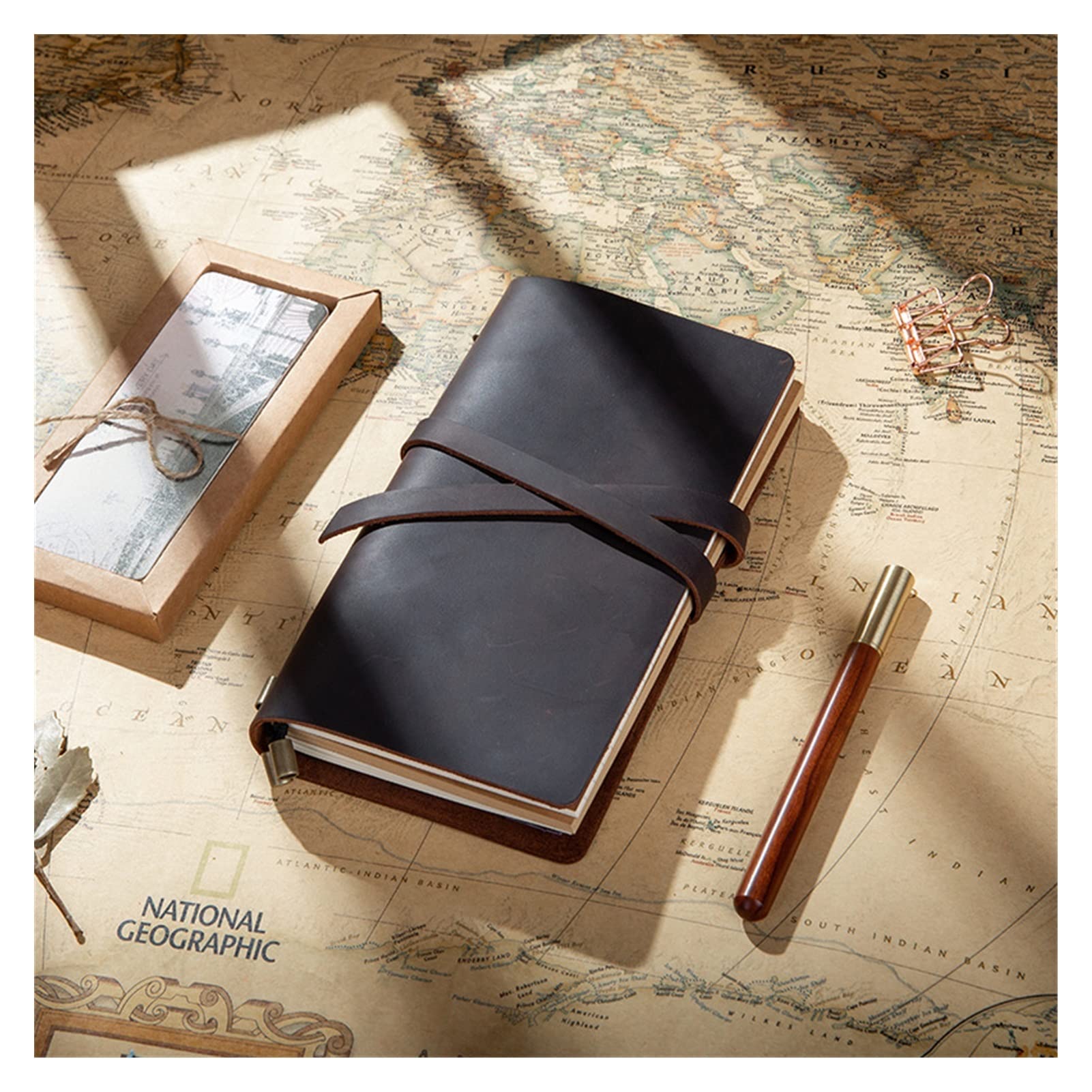 Taccuino in vera pelle Handmade Retro Diario di vacchetta Diario Diario Sketchbook Planner Planner Kraft Carta Viaggiatore Nota Book Copertina della carta (Color : Wine Red-M)