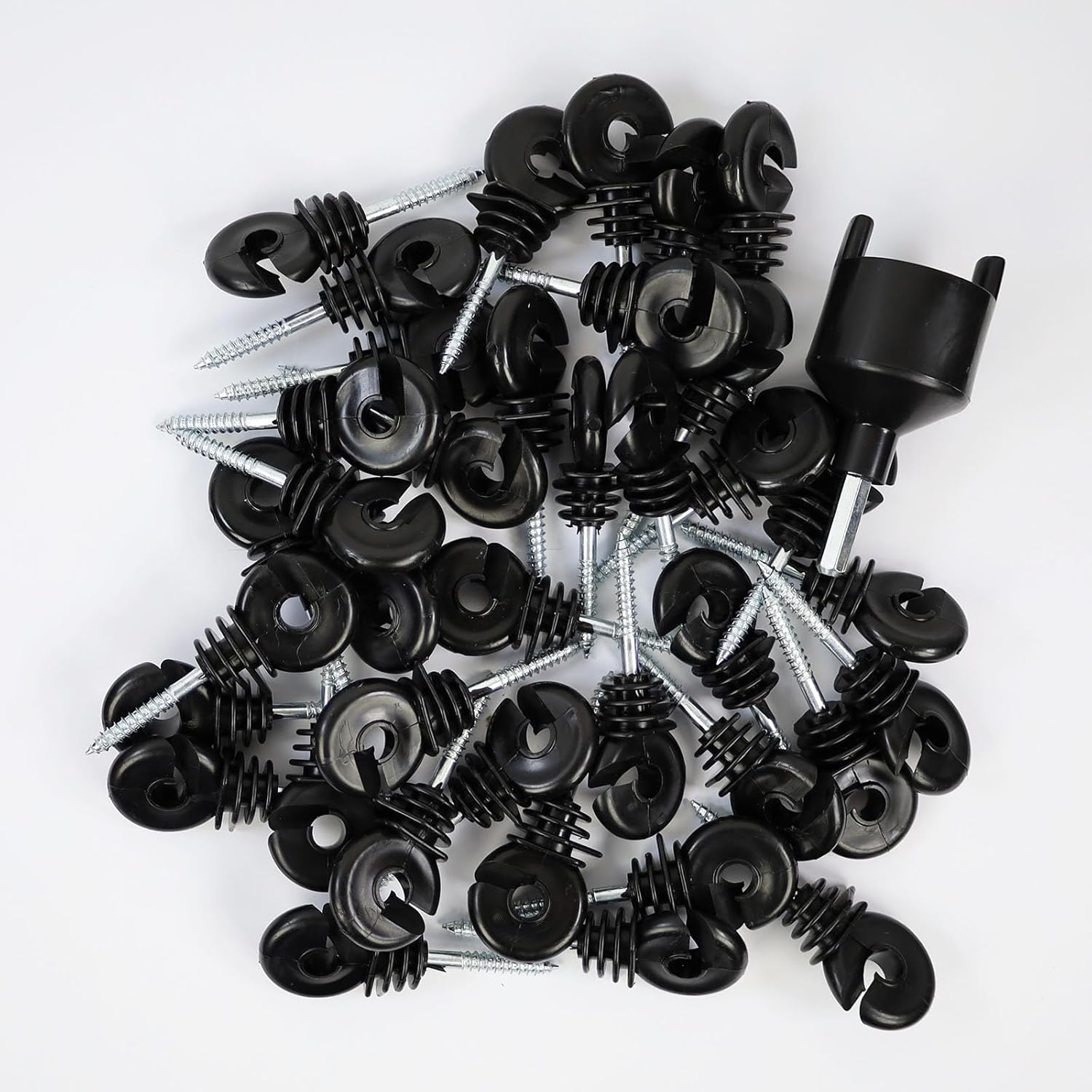 100 pcs Electric Fence Insulator, Black Self-Tapping Insulator, Fence Ring Post Screw-in Wood Post Insulator, with 1 pc Insulator Socket Tool (Fit for Electric Drill)