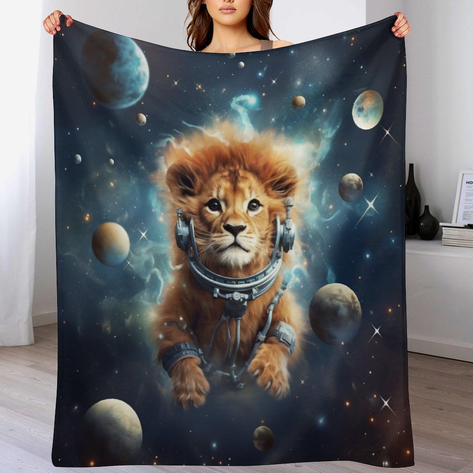 Couverture polaire lion pour réchauffer un canapé froid avec sa flannel douce