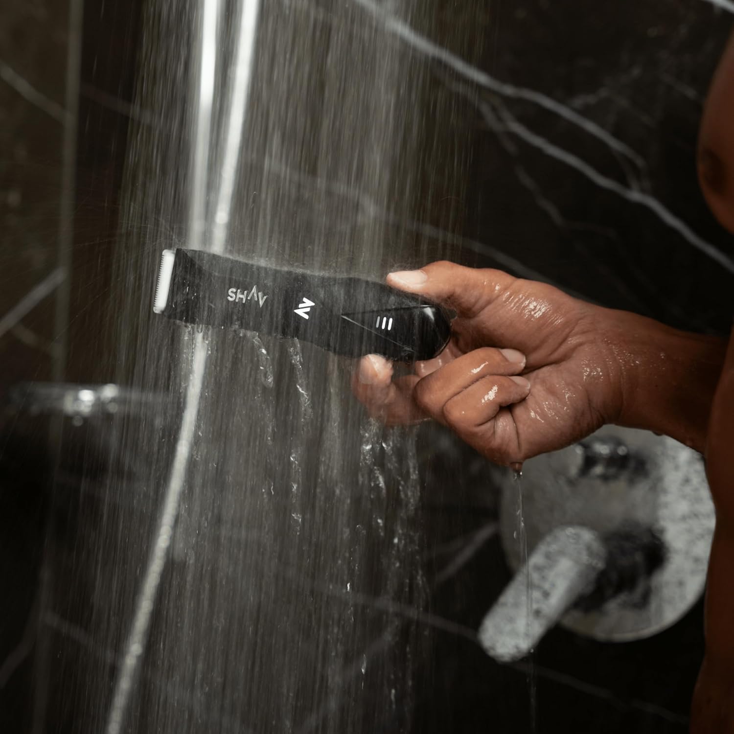 Rasierer Herren Elektrisch Bodygroomer Intimrasierer Nass- & Trocken IPX7 Wasserdicht Präzisionstrimmer Kabellos