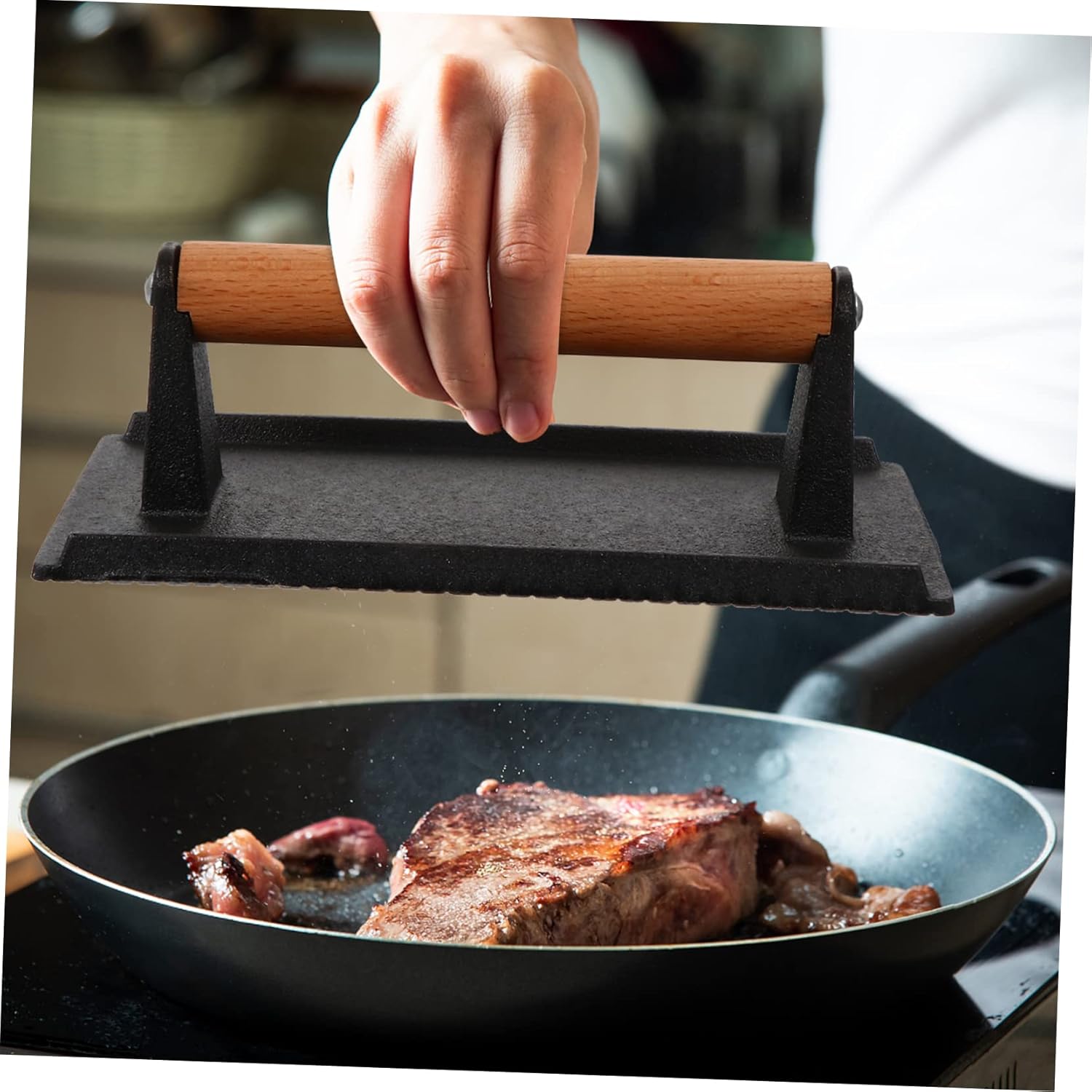 VICASKY 1pc Hand-held Cast Grill Press for Healthy Cooking Ergonomic Handle Steak Weight for BBQ Burgers and Meats Convenient Cooking Tool