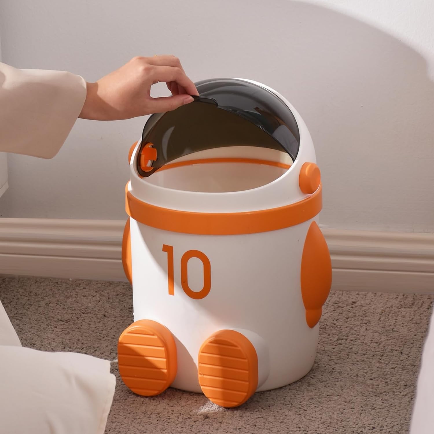 URALFA Astronaut Trash Can, 12 Liter /3.2 Gallon Bathroom Trash Can with Lid, Cute Garbage Can for Kids, Plastic Garbage Can with Swing Lid, Spaceman Wastebasket for Bedroom, Dorm, Living Room, Orange