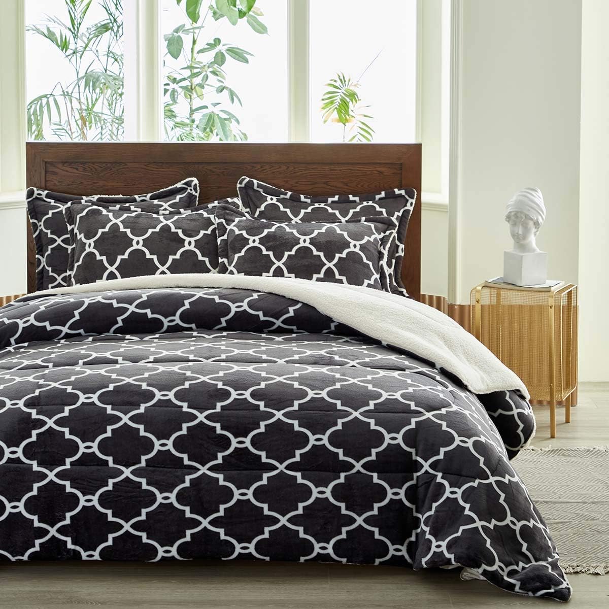 UOZZI BEDDING 3-Piece Dark Gray Sherpa Flannel Micromink Comforter Set Ultra-Soft Winter Microfiber Fill Bedding Set Down Alternative Fleece Warm Weighted Duvet with 2 Pillowcase