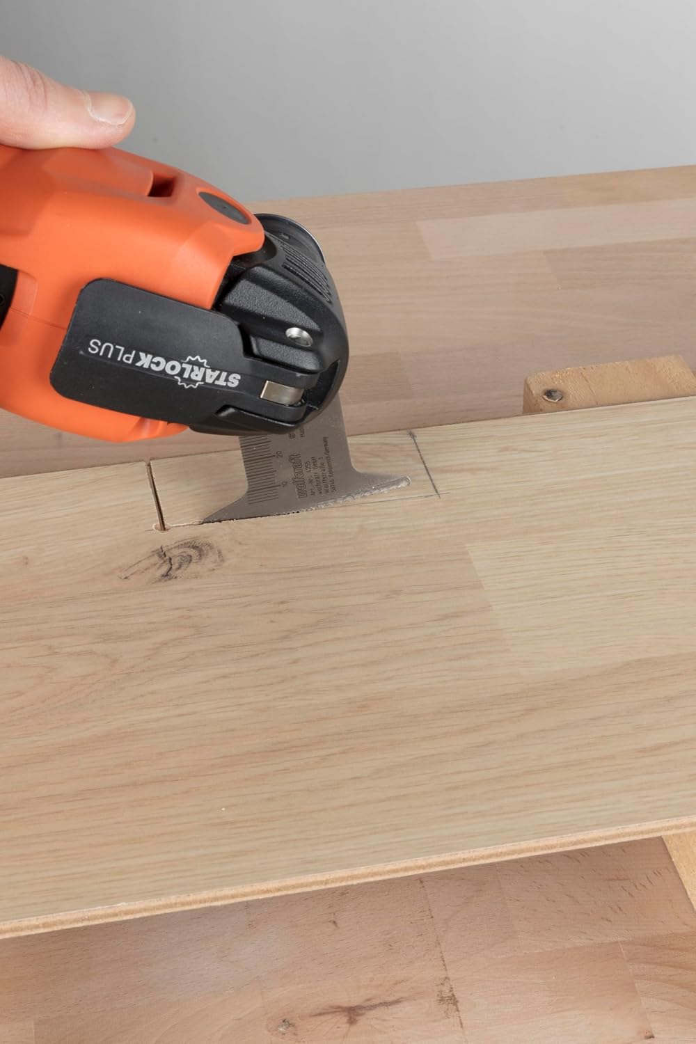 wolfcraft HCS Pushcut Saw Blade “Expert”, STARLOCK receptacle, wood, plastic, plasterboard I 4257000 I For long, straight cuts in wood