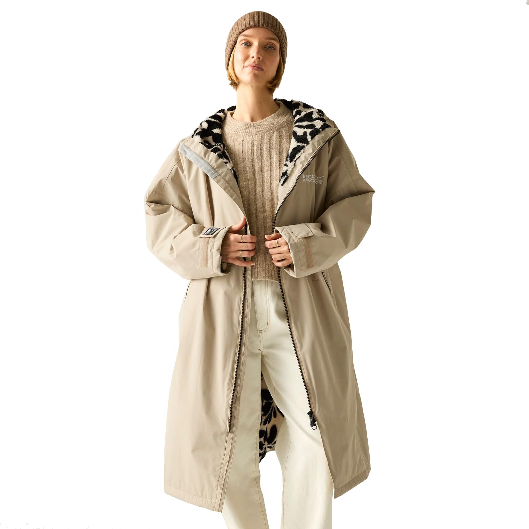 Regatta Adult Waterproof Changing Robe
