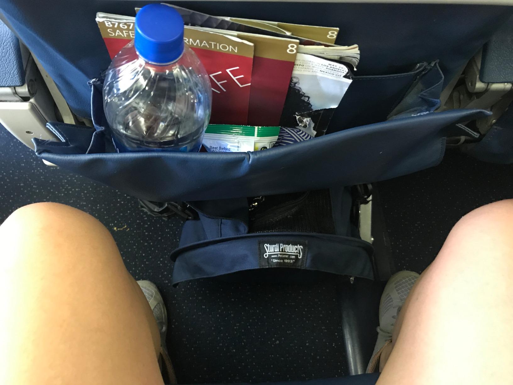 Fit on a Delta Boeing 767-400ER, Economy class C aisle!! and Delta MD-88.