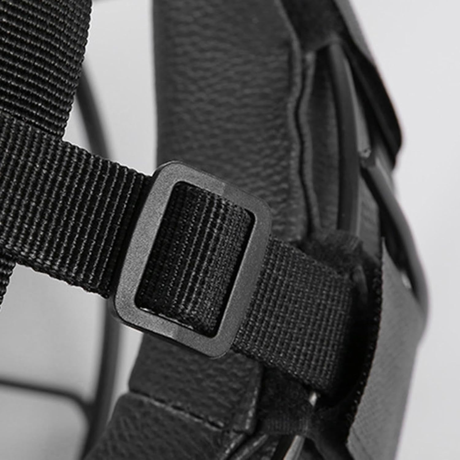 Softball Fielder Mask for Enhanced and Comfort