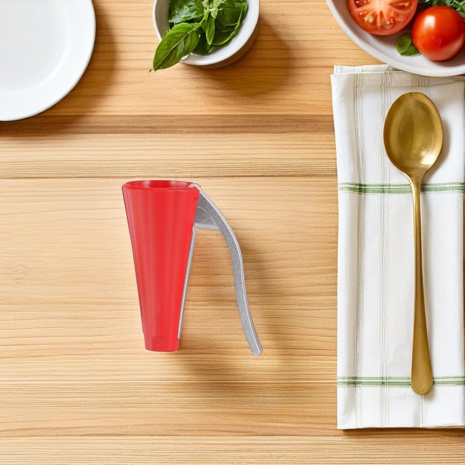 Versatile Nut Crackers for Walnuts and Nut Shells with Precise Shelling Function, Made of Plastic and Aluminium, Chestnut Tool for Kitchens and Picnics