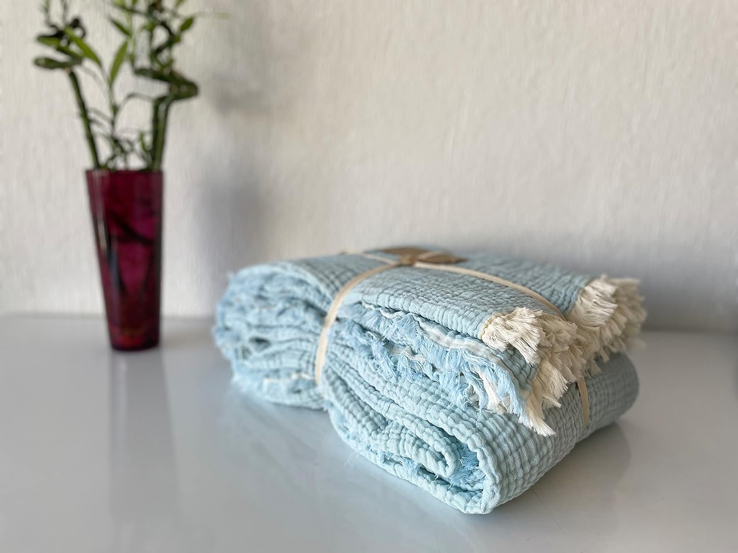 100% Cotton Muslin Blanket, 4 Layers Bedspread, Soft Turkish Cotton Muslin Bed Cover, Reversible Coverlet (Full/Queen Size 91x95-230x240cm)