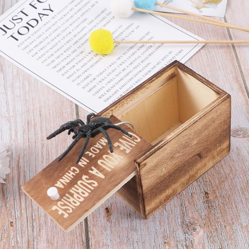 NUOBESTY Spider Prank Toy Box Tricky Spider Box Fake in a Funny Wooden Toy April Fool Halloween Joke Toys Scare Shocker Surprise Model 2pcs