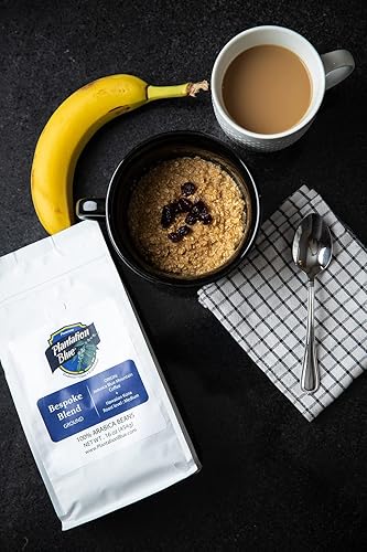 Vista 23 de PREMIUM PLANTATION BLUE TRADITION CLASS EXPERIENCE Café 100% Jamaica Blue Mountain tostado medio y molido (16 onzas)