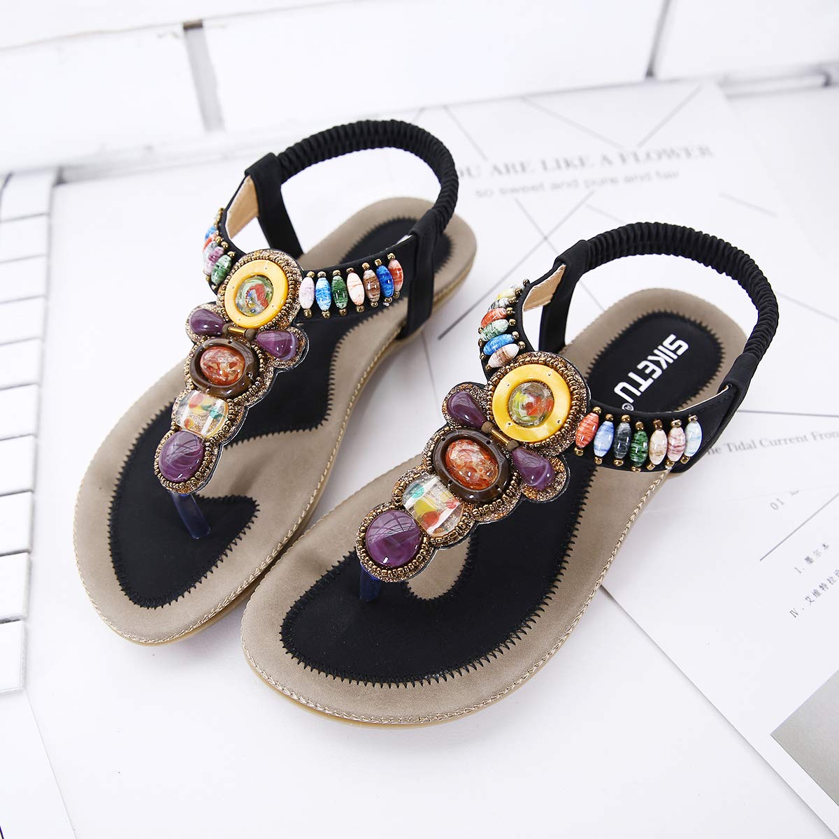 CARETOO Sandalias Mujer Planas Verano Bohemia Estilo Rhinestone Flor Tobillo Correa Damas Zapatos Elástica Casuales de Playa Elegantes Chanclas