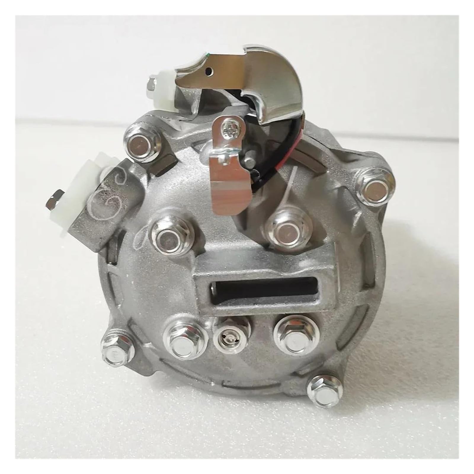 カズ  9500 Amazon.com: A/C Compressor Cooling Pump QS70 7813A359