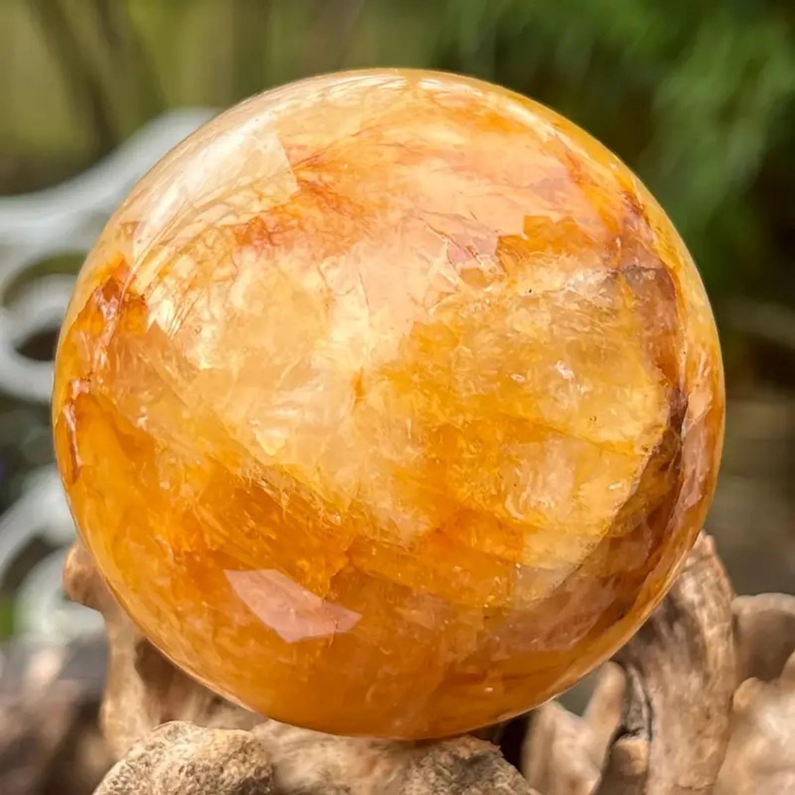 Bola de Cristal de Flor de Goma Amarilla Natural con Base de Madera para meditación, adivinación, cámara, sesión de Fotos, decoración artística para el hogar y la Oficina,7.5~8cm