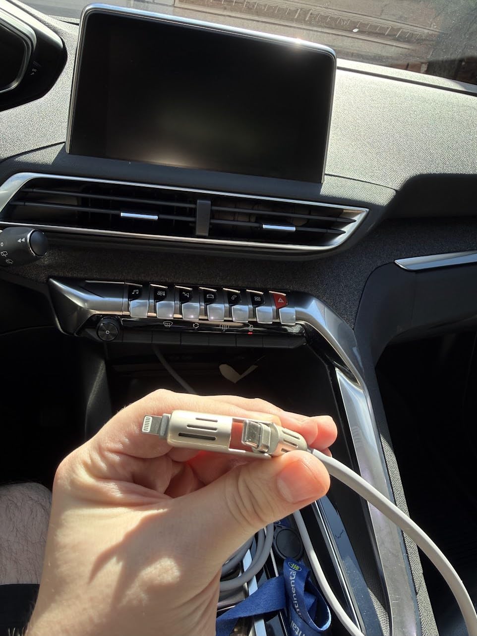LISEN 240W PD3.1 4-in-1 Fast Charging Cable 6.6FT, USB-A/C to C/Lightning LED, for iPhone, iPad, Samsung, Switch, PS5 photo review