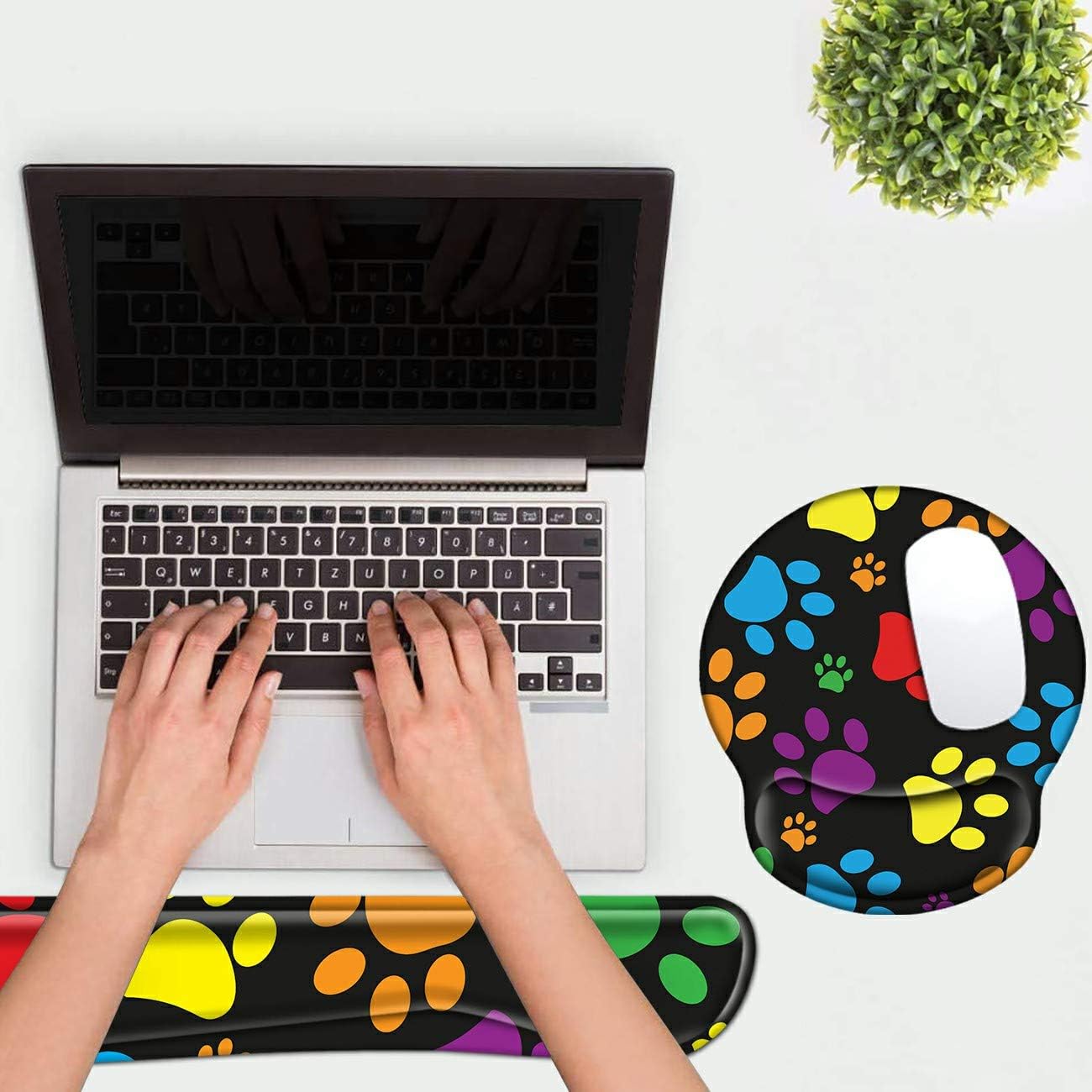 Wrist Rest for Computer Keyboard and Mouse Pad with Wrist Support Gel, Cute Dog Paw Ergonomic Mousepad Comfortable Keyboard Pad Set Non-Slip Base Come with A Cute Coaster