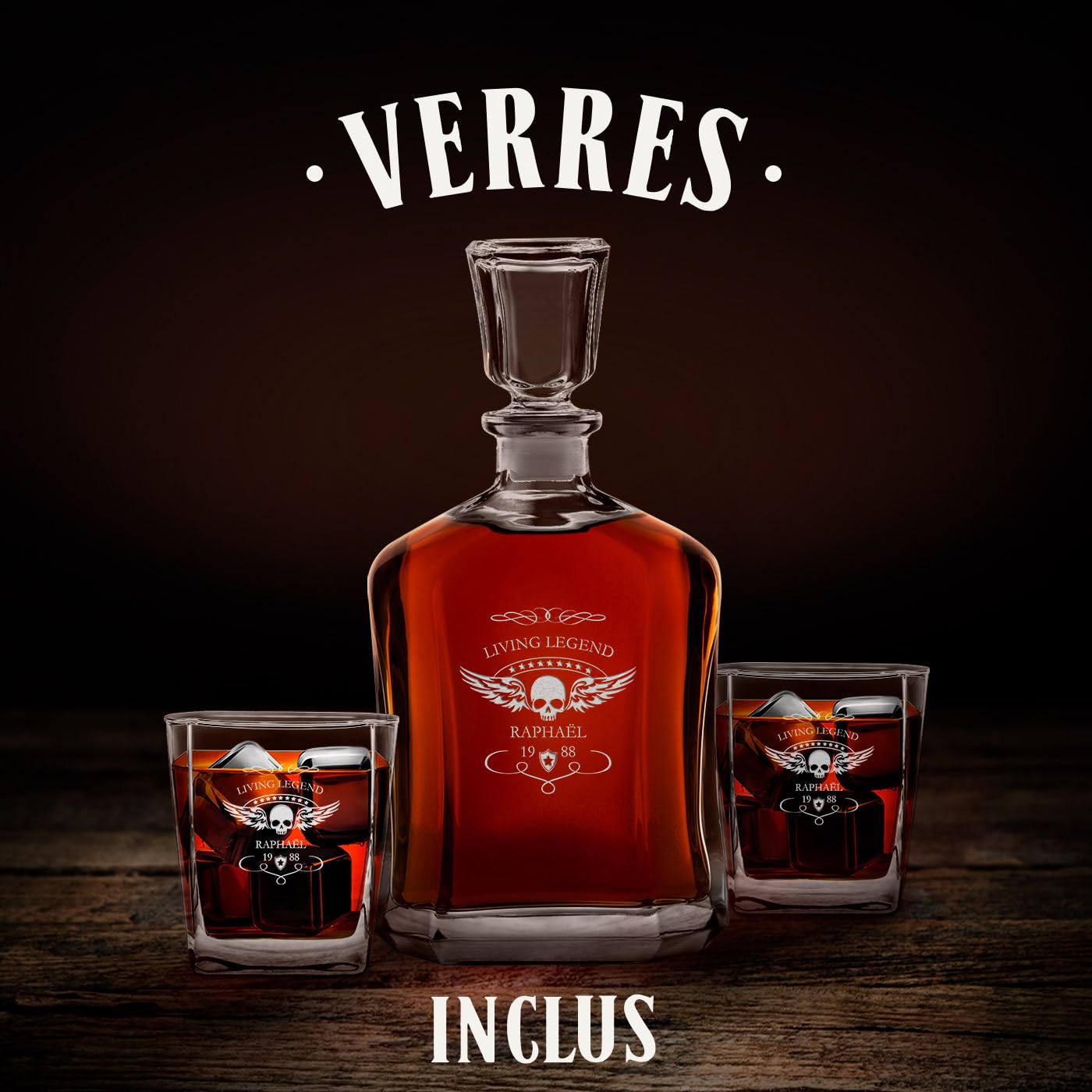 Maverton Ensemble de Carafes Personnalisés a Whisky Rhum Cognac Avec 2/4 / 6 Verres a Whisky Gravés pour homme - 700 ml Service Universel Verre Whisky et Carafe - Living Legend