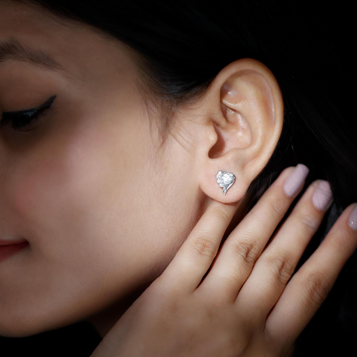 Certified 1.2 Carat Moissanite Heart Earrings in Silver, D-Vs1 Quality, Moissanite Everyday Earrings - Romantic Gift For Her - Image 4