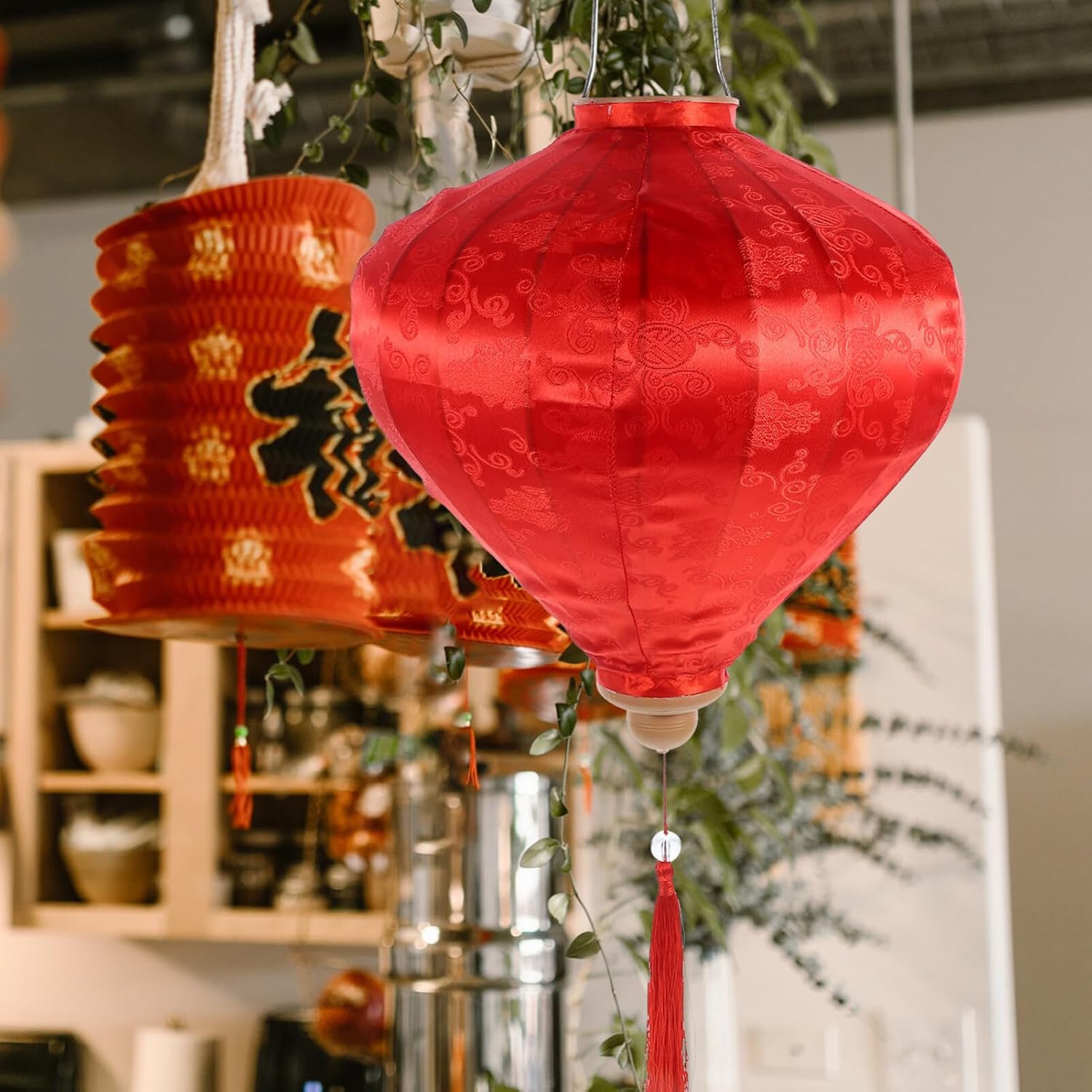 Uonlytech Japanese Silk Lanterns Traditional Oriental with Tassel Vietnamese Oval Lunar New Year Decorations Red