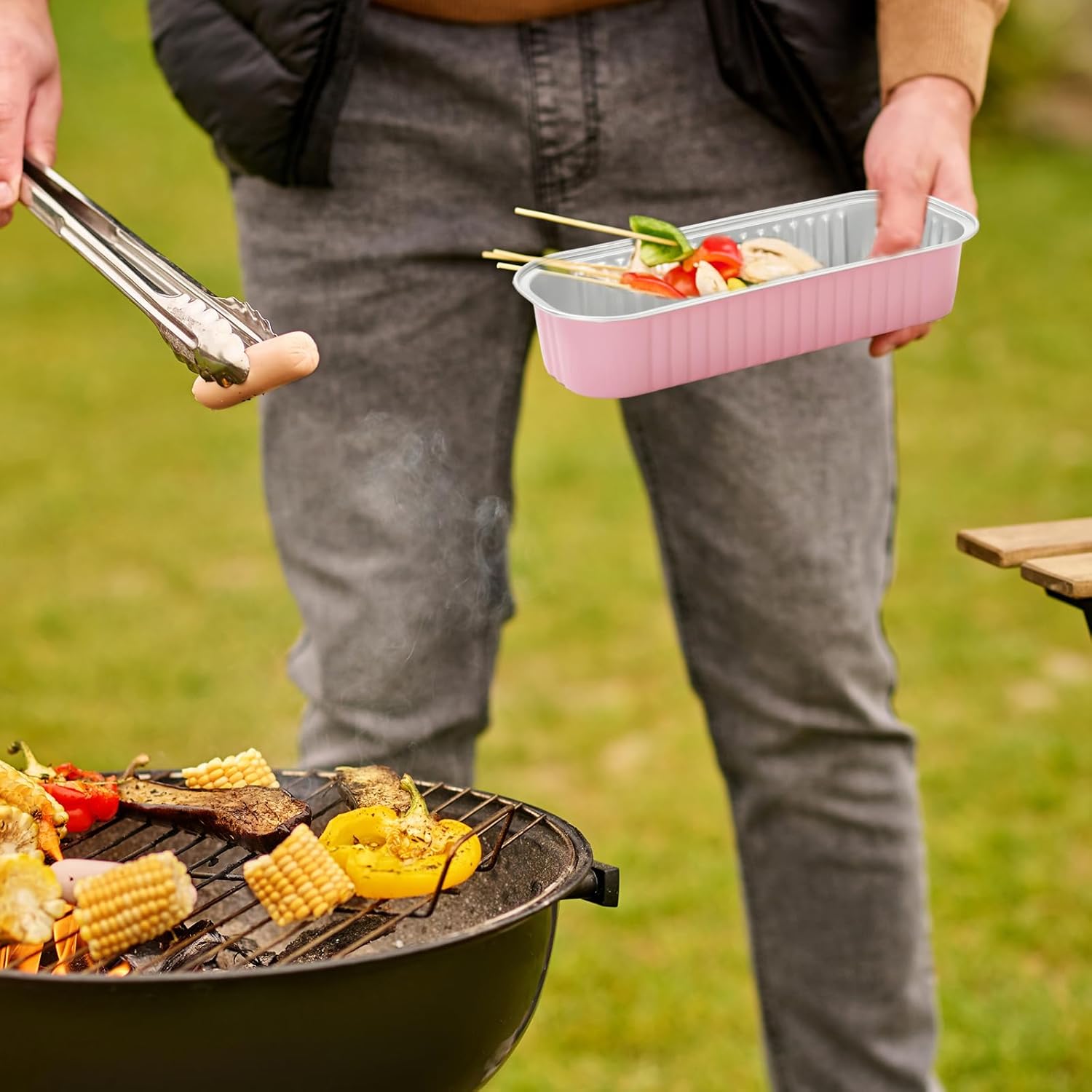 JarThenaAMCS 200Pcs Mini Loaf Pans with Lids Spoons Sealing Stickers 6.8Oz Pink Mini Cake Pan Disposable Foil Baking Pan Small Cake Container for Birthday Baby Shower Wedding