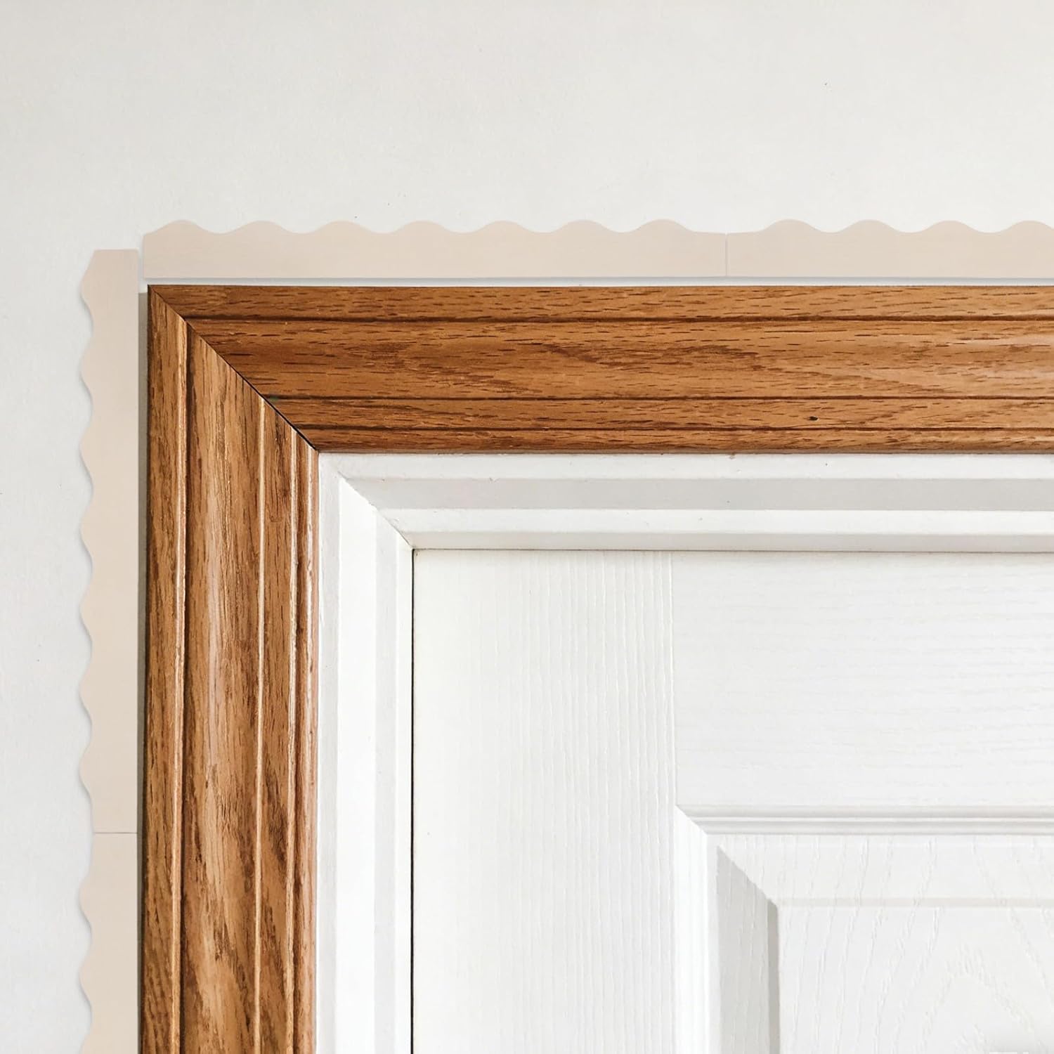 12pcs Scalloped Wood Molding Trim for Kitchen Cabinet and Door Frames, Unfinished Wooden Decorative Border Strip, DIY Installation, Sturdy Material for Home Decor Projects