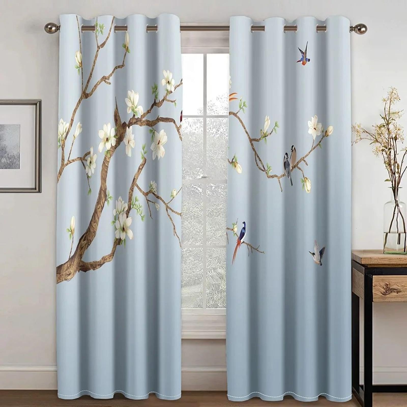 Rideaux occultants oiseaux style traditionnel pour créer un cocon zen dans le salon ou la cuisine